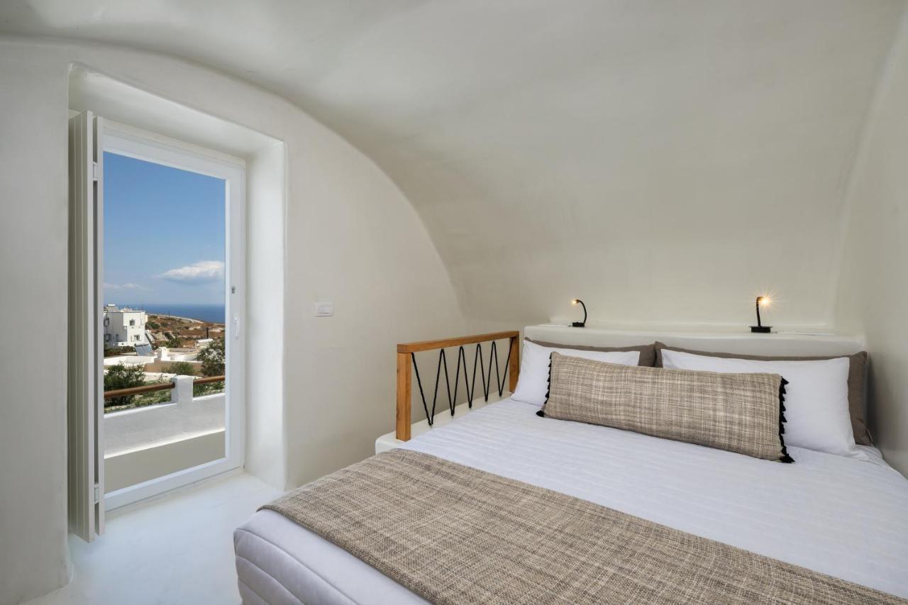 Hill Suites Фіра Екстер'єр фото